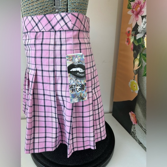 NWT MAMBA JEANS SKATER SKIRT Sz.XL. HIGH WAIST, PLEATED, PINK/BLACK PLAID PRINT - Picture 2 of 5